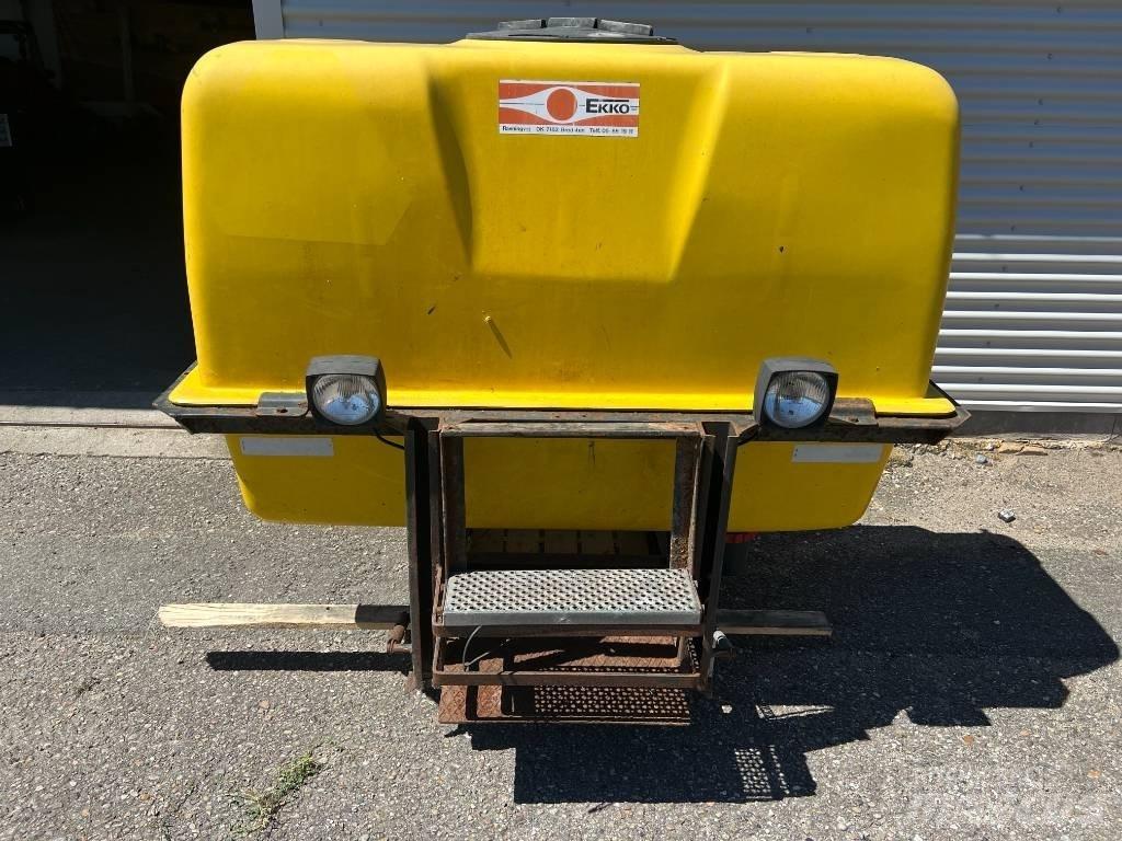 Ekko Front Tank Irroratori montati
