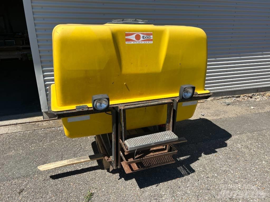 Ekko Front Tank Irroratori montati
