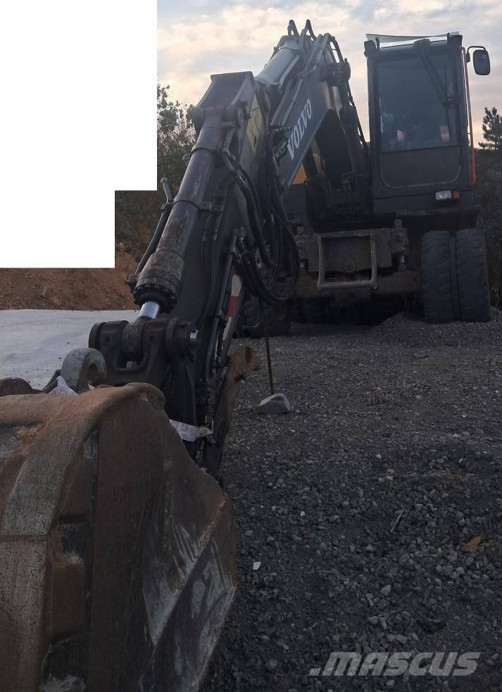 Volvo EW140E Escavatori gommati