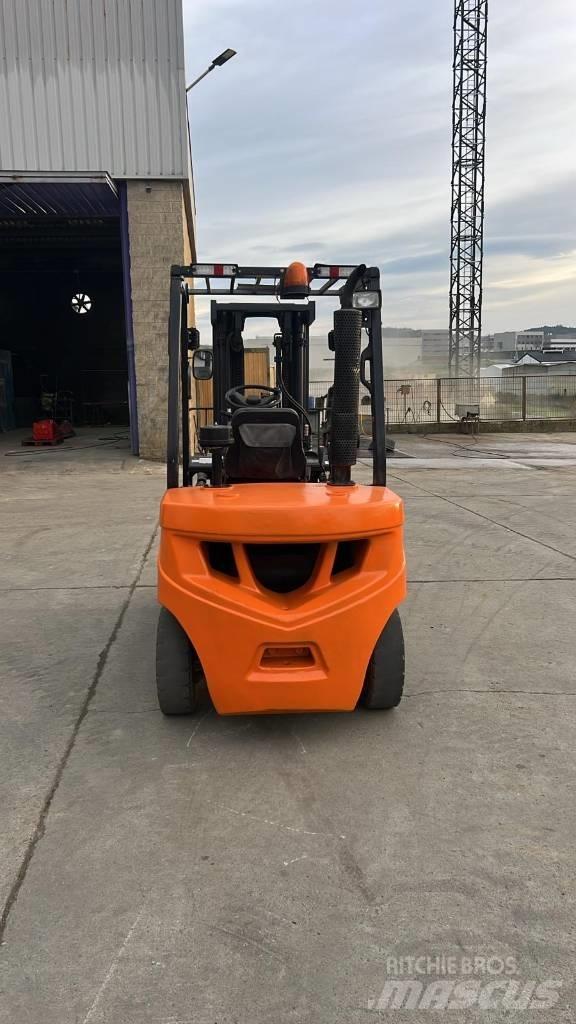 Doosan D 30 G Carrelli elevatori diesel