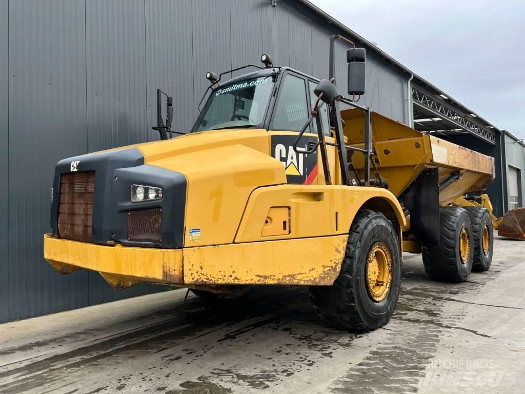 CAT 735B Dumpers articolati