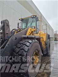 Volvo L180G Bj 2013' Pale gommate