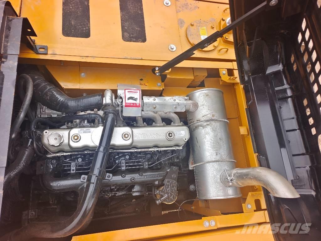 Sany SY 215 C Escavatori cingolati