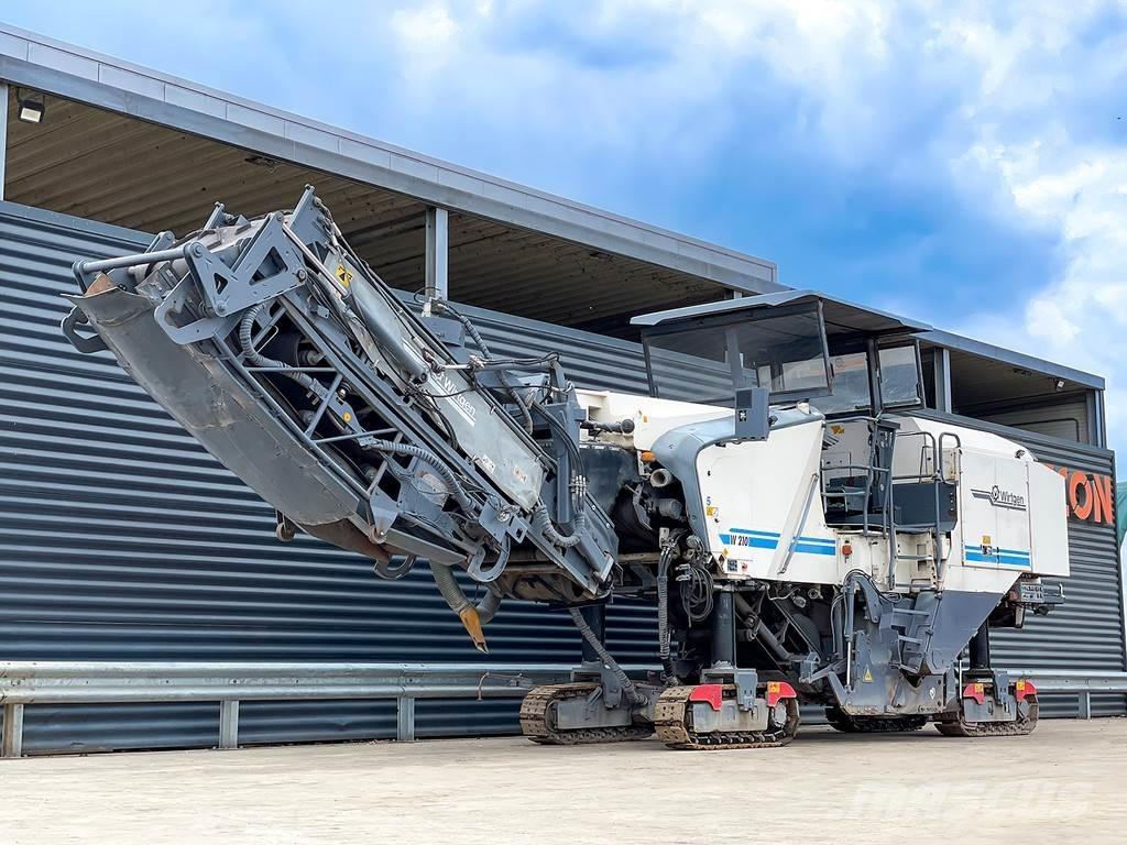 Wirtgen W 210 Fresa a freddo per asfalto