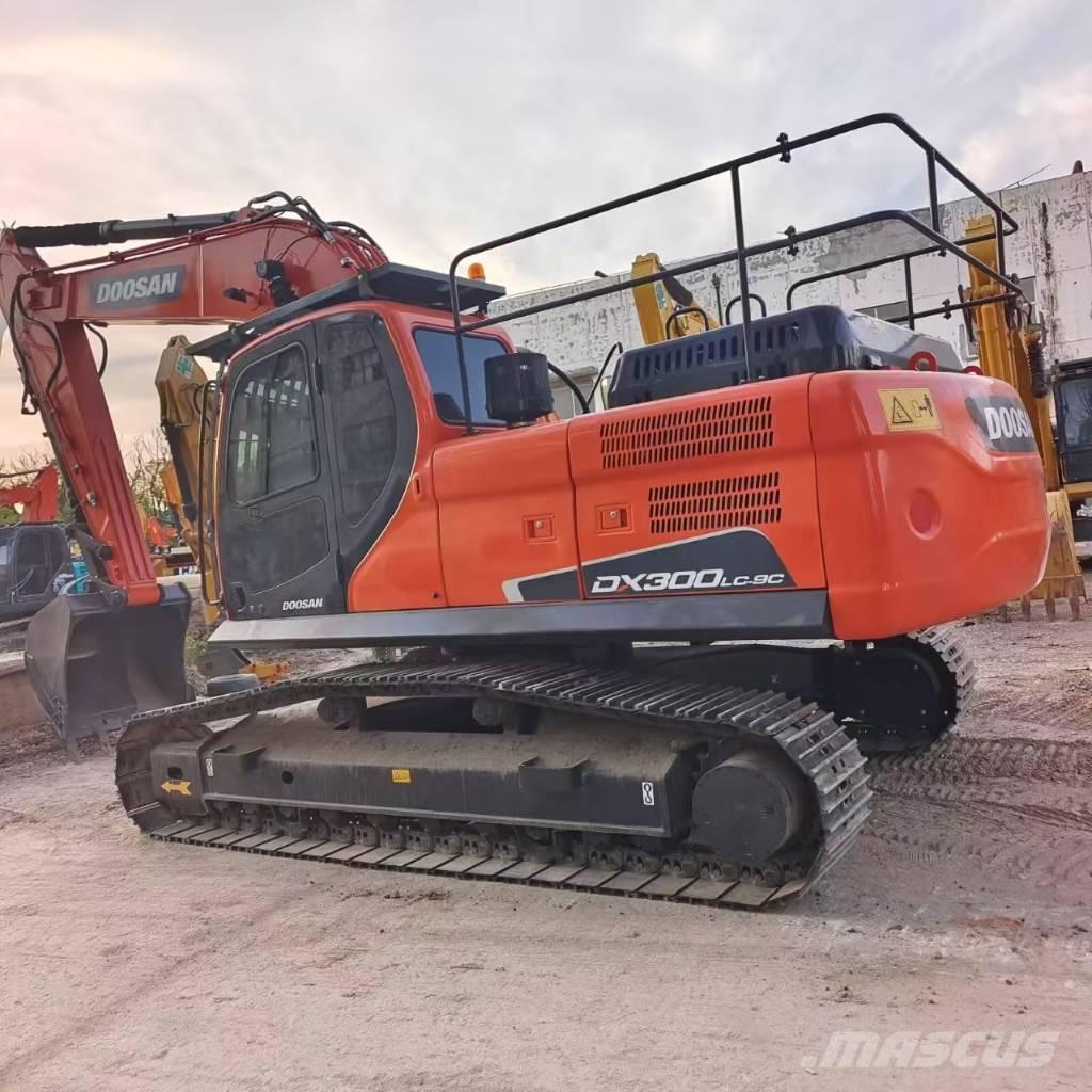 Doosan DX 300 LC-9C Escavatori cingolati