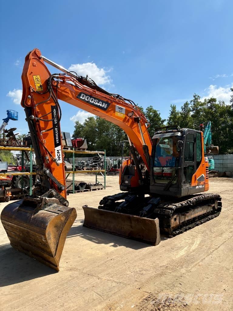 Doosan DX 140 LCR Escavatori cingolati