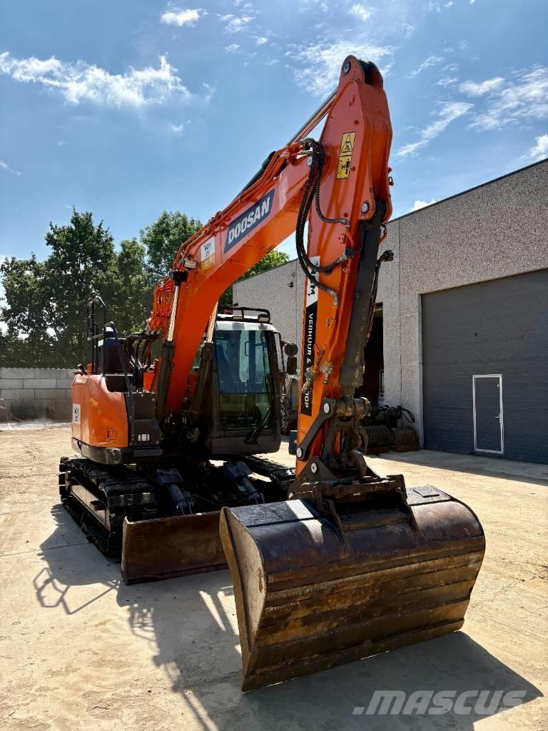 Doosan DX 140 LCR Escavatori cingolati