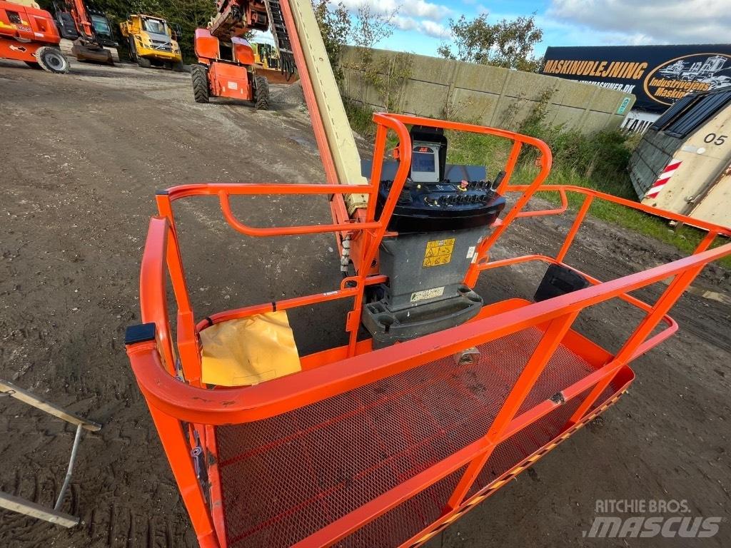 JLG 1500 SJ Piattaforme a braccio telescopico