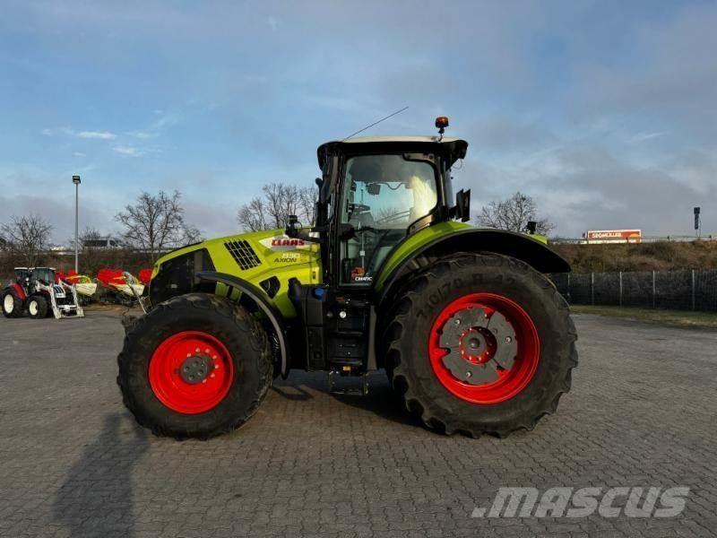 CLAAS AXION 830 Trattori