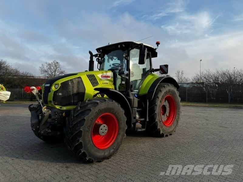 CLAAS AXION 830 Trattori