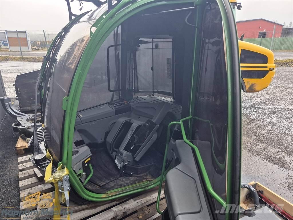 John Deere 1270G Cabine e interni
