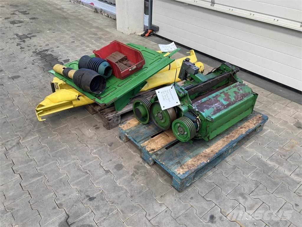 John Deere 8300 Trince semoventi