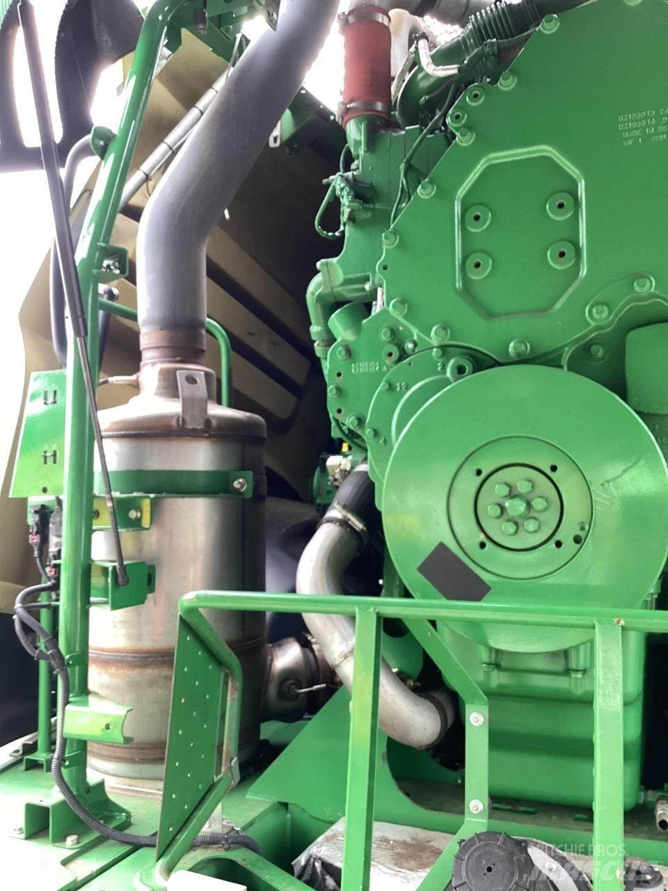 John Deere 8300 Trince semoventi