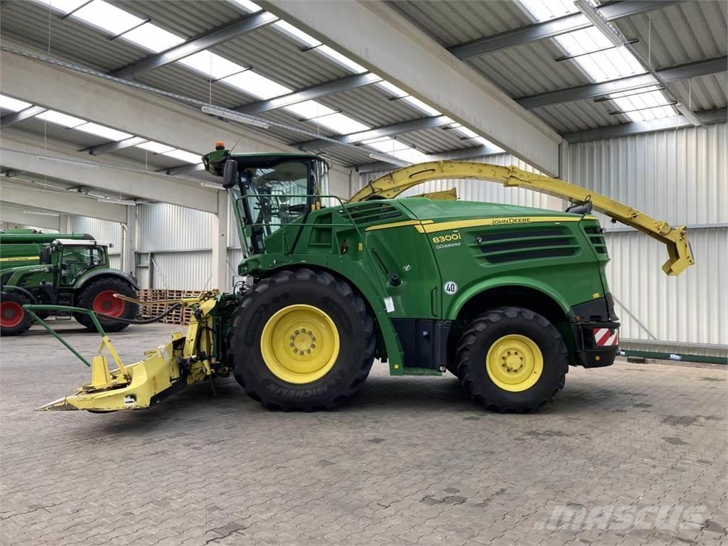 John Deere 8300 Trince semoventi