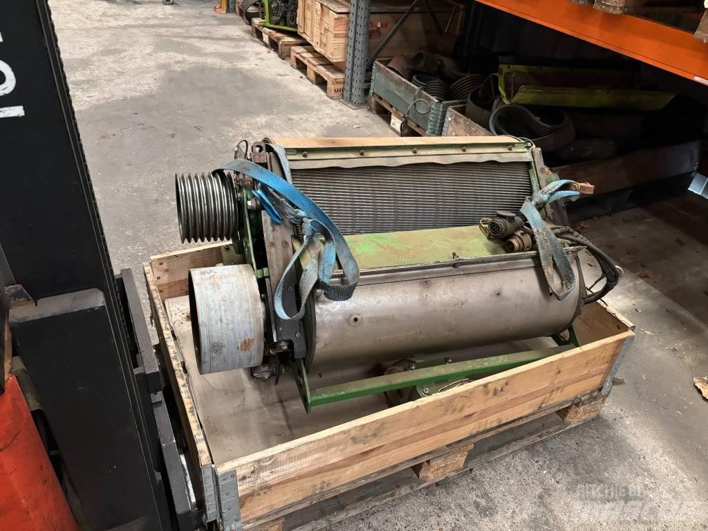 Krone BIG X 780 Trince semoventi