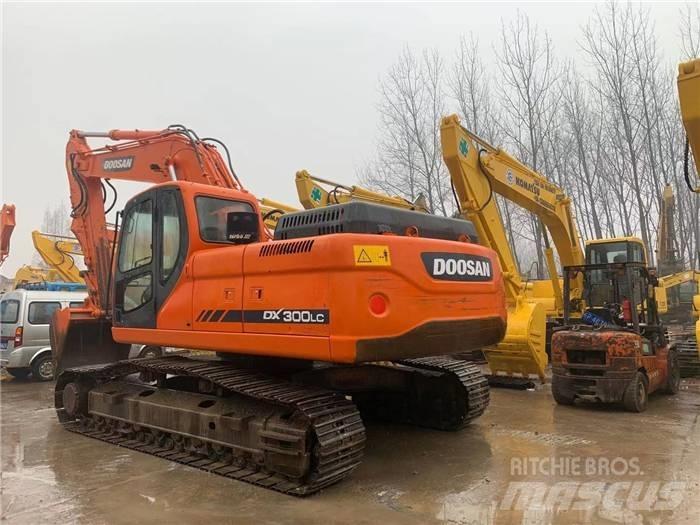 Doosan DX 300 Escavatori cingolati