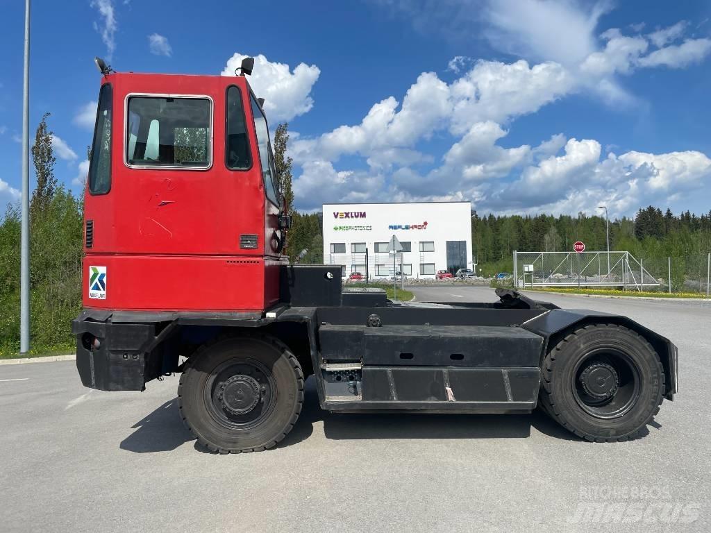 Kalmar TRX252 Trattori portuali