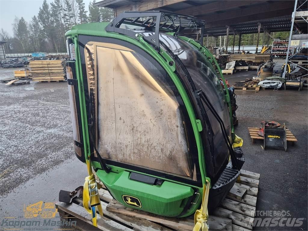 John Deere 1270G Cabine e interni