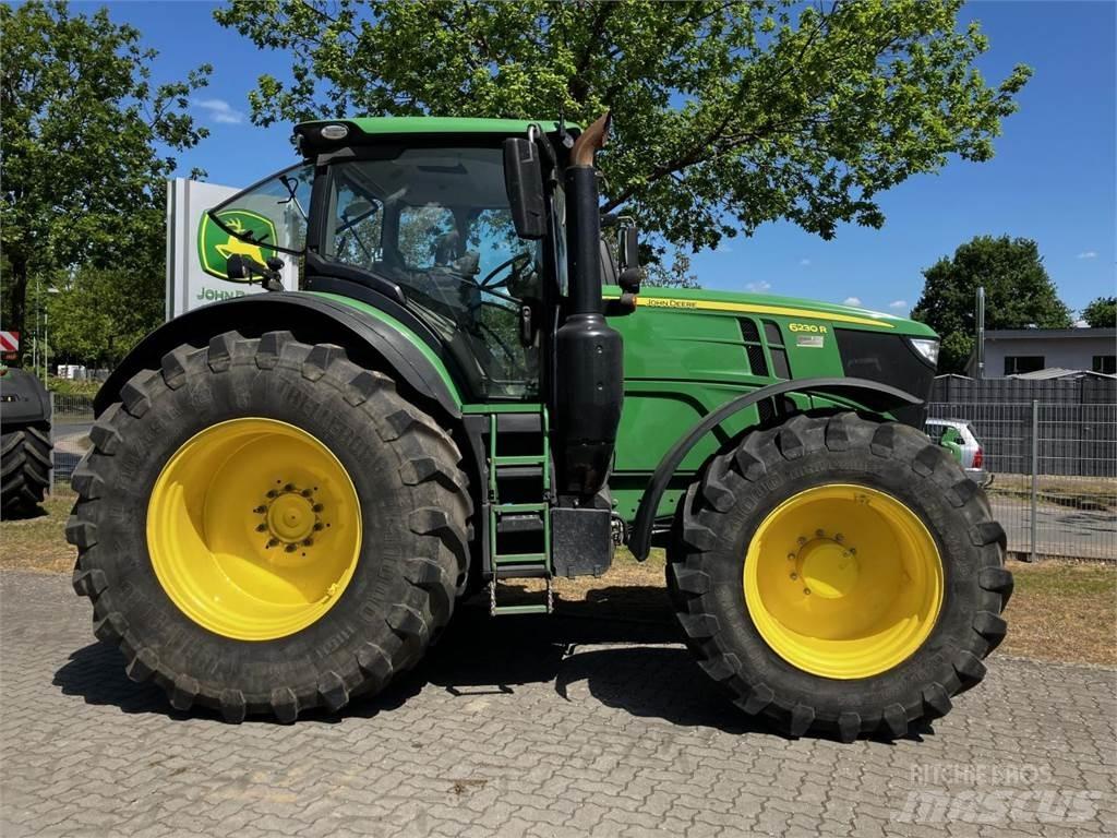 John Deere 6230R Trattori