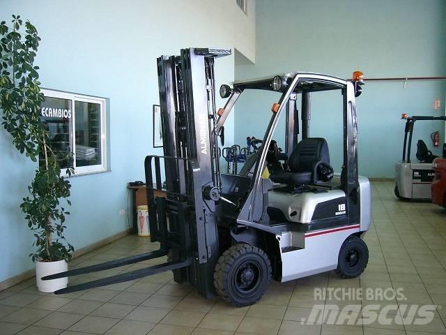 Nissan Y1D18 Carrelli elevatori diesel