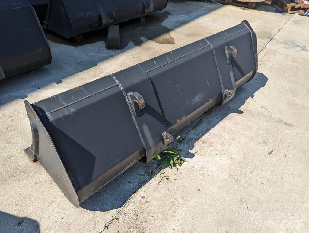  Loader bucket Benne