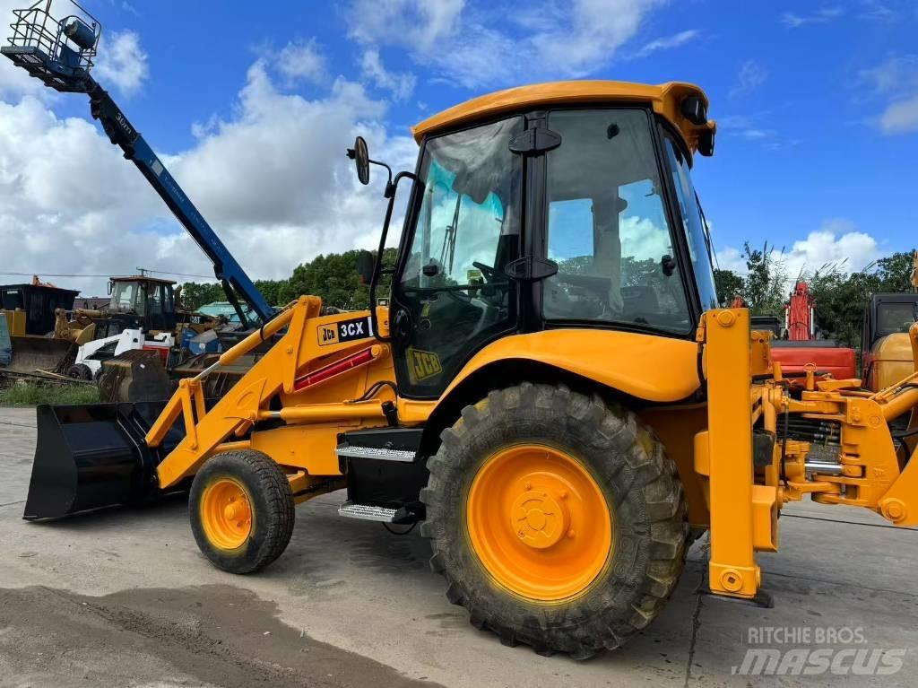 JCB 3 CX Terne
