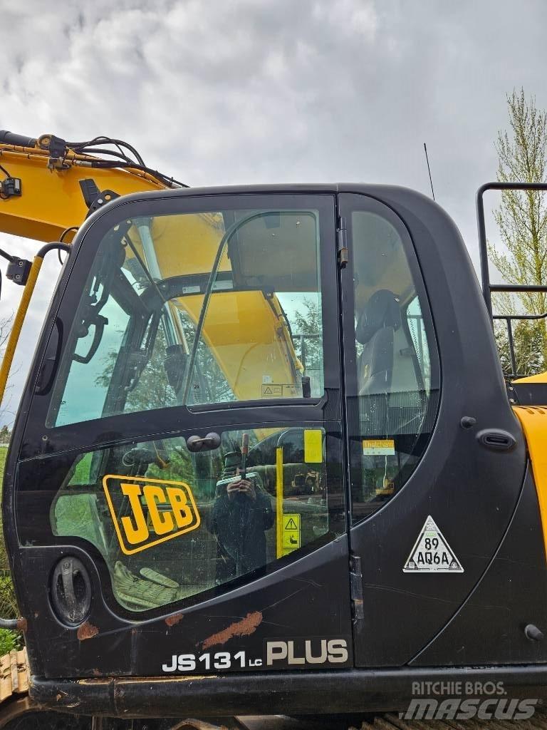 JCB JS 130 LC Escavatori cingolati