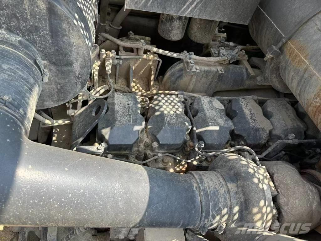 Komatsu PC 850-8 Escavatori anfibi