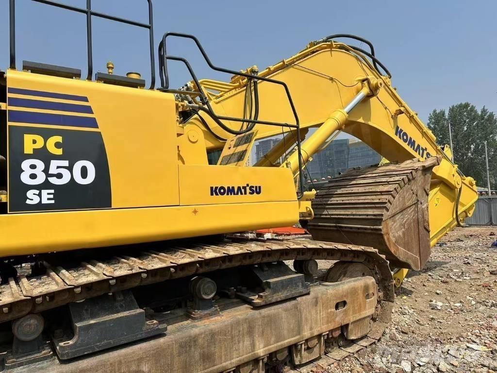 Komatsu PC 850-8 Escavatori anfibi