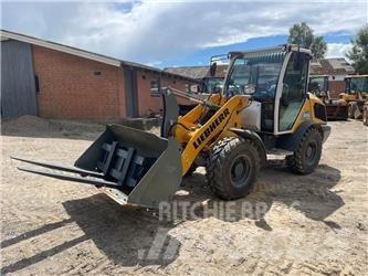 Liebherr L 504 Mini pale