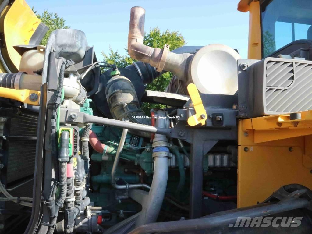 Volvo L110G Pale gommate