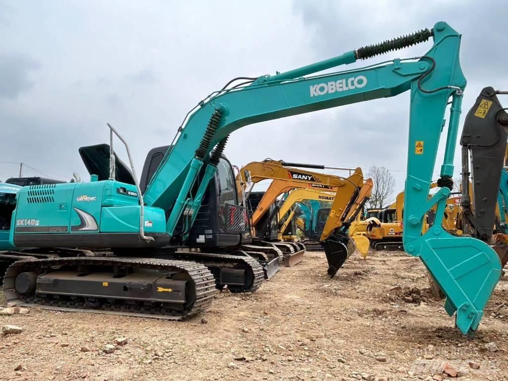 Kobelco SK140-8 Escavatori cingolati