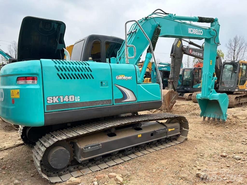 Kobelco SK140-8 Escavatori cingolati