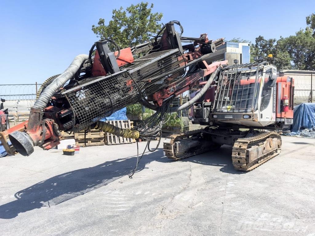 Sandvik DX 800 Perforatrici di superficie