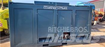  Mather + Platt 200 Pompa idraulica