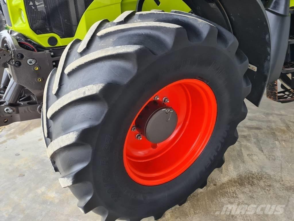 CLAAS Axion 850 CIS Trattori
