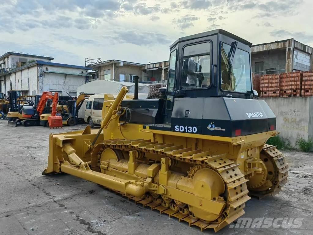 Shantui SD130 Dozer cingolati