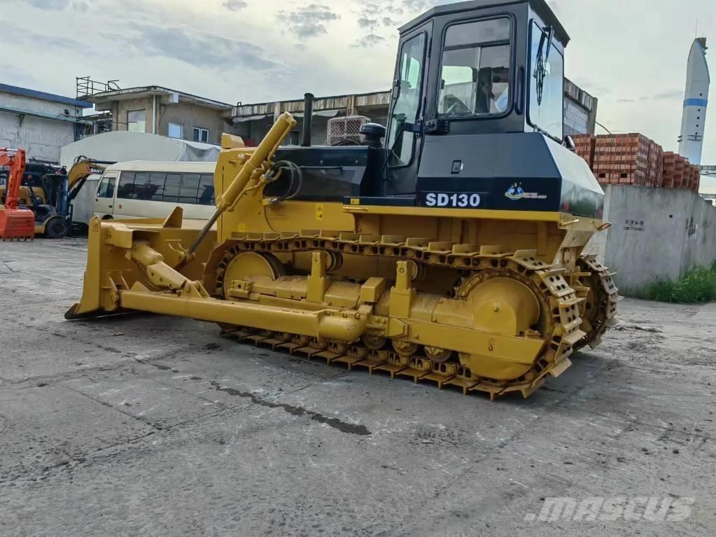 Shantui SD130 Dozer cingolati