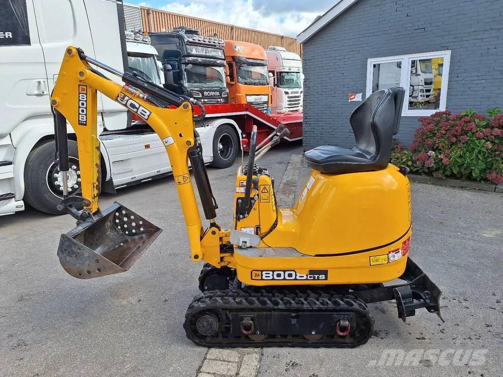 JCB 8008 CTS Miniescavatori