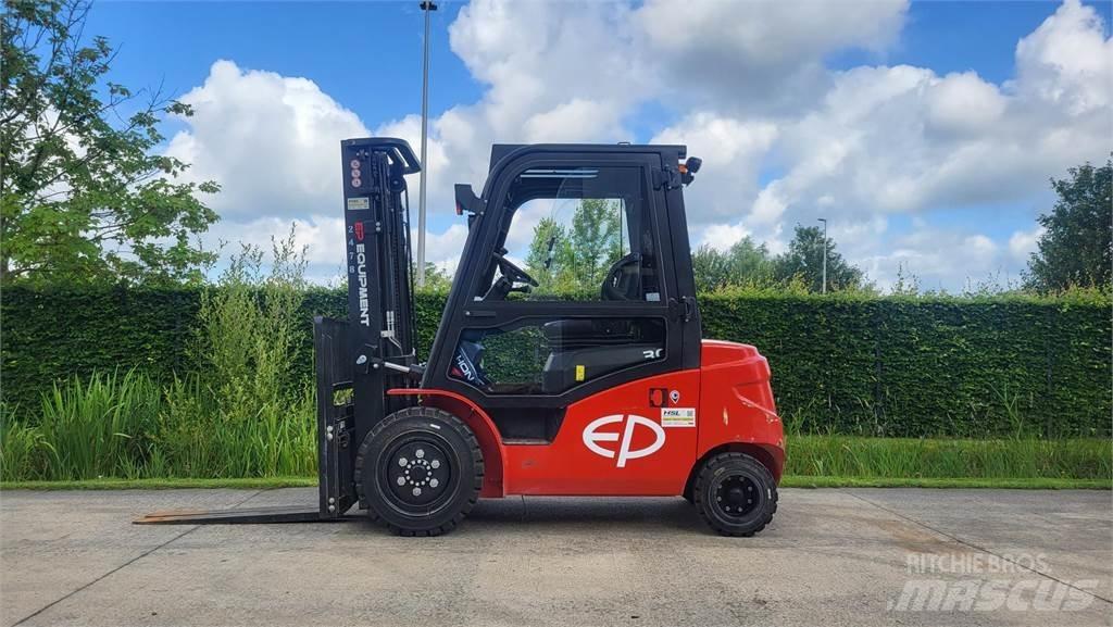  EFL303-S 2023 Carrelli elevatori elettrici