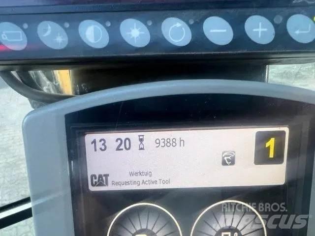 CAT M 318 F Escavatori gommati