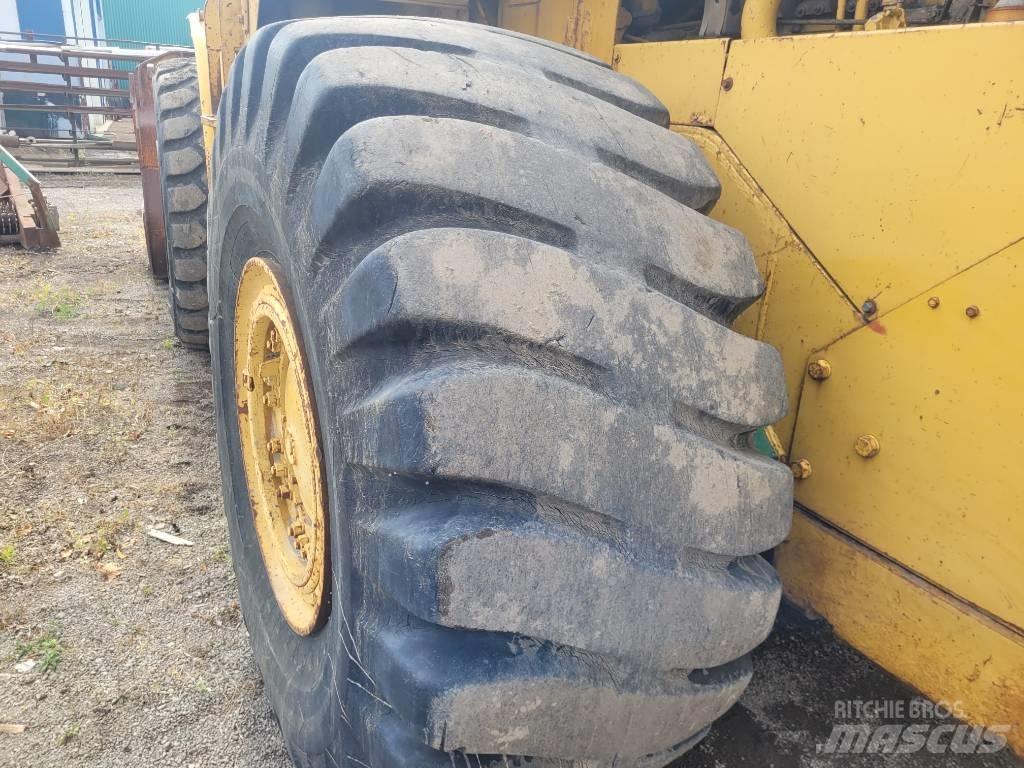 CAT 980 B Pale gommate