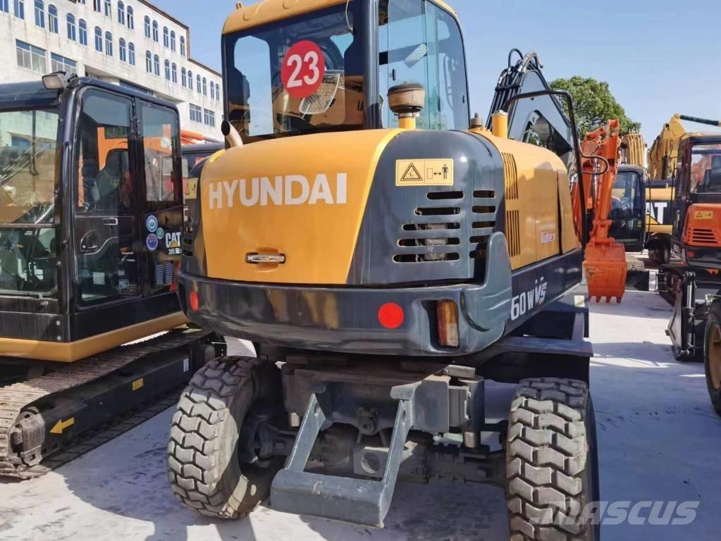 Hyundai Robex 60 W Escavatori gommati
