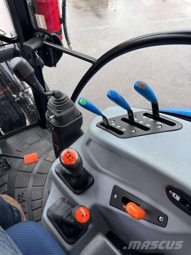 New Holland T4.75S Trattori