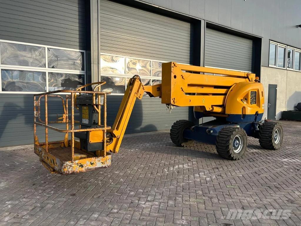 JLG 450AJ Piattaforme a braccio articolato