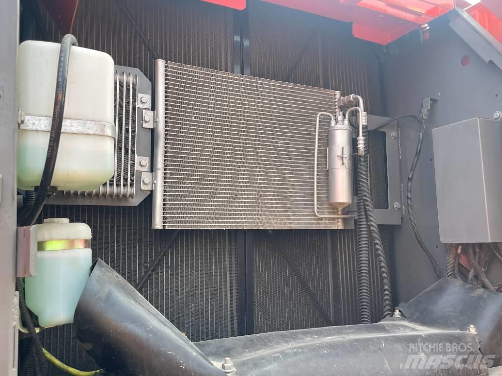 Hitachi 210LC Escavatori cingolati