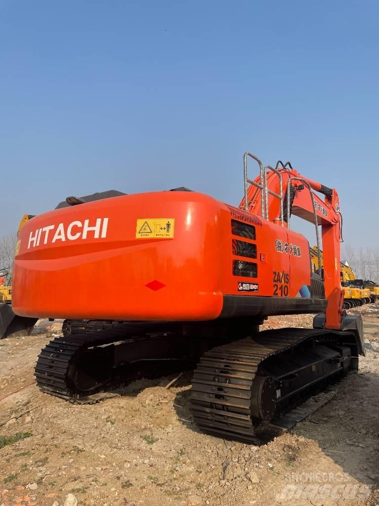 Hitachi 210LC Escavatori cingolati