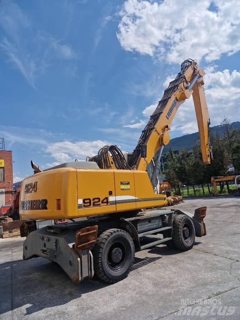 Liebherr A924C Movimentazione rifiuti