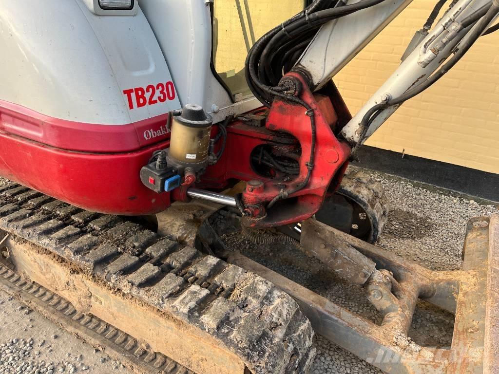 Takeuchi TB 320 Miniescavatori