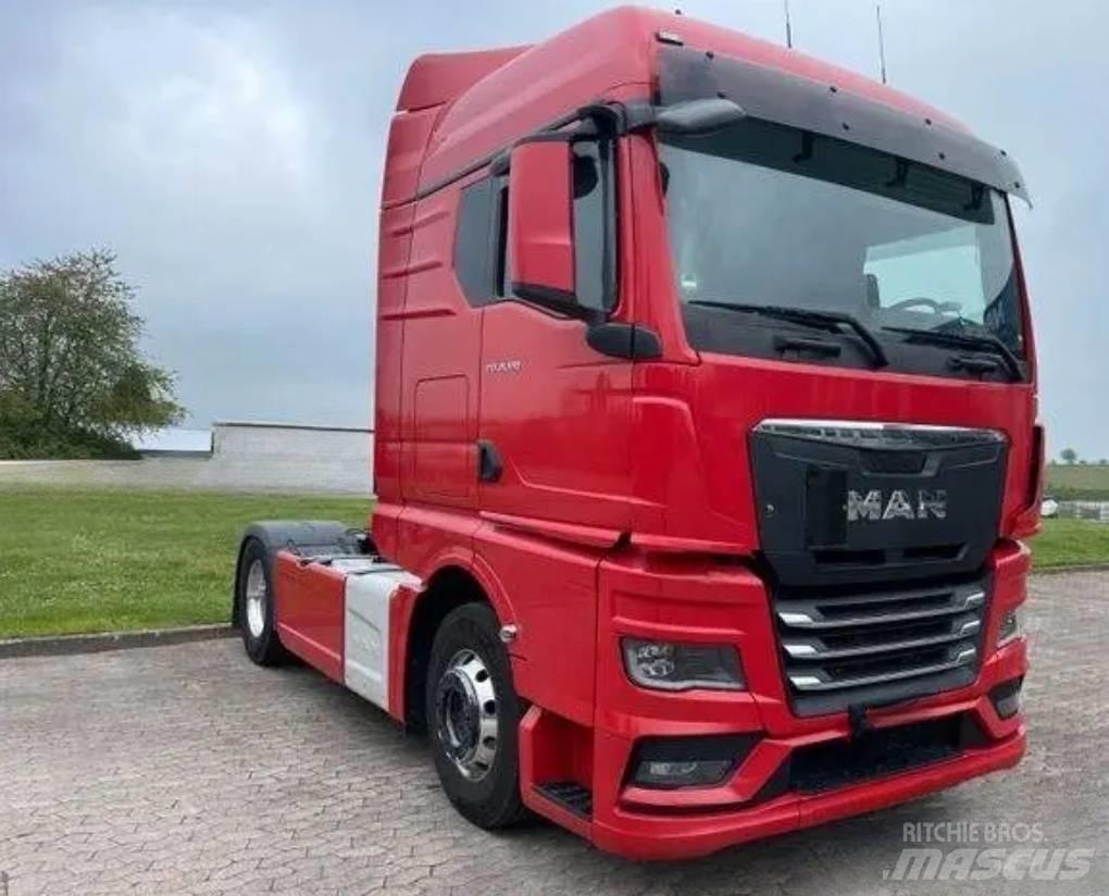 Shacman truck head Rimorchi ribaltabili